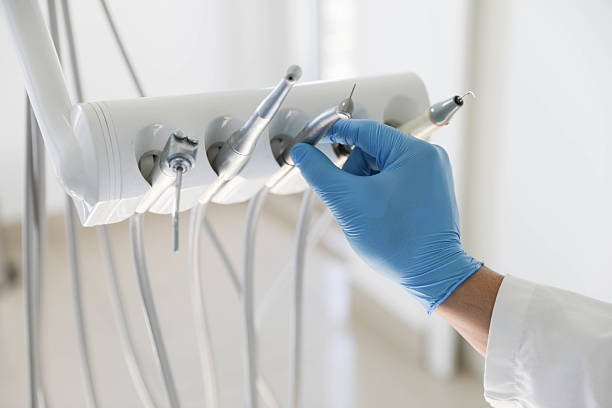 Professional Tooth Extraction technician working in Bridgman, MI